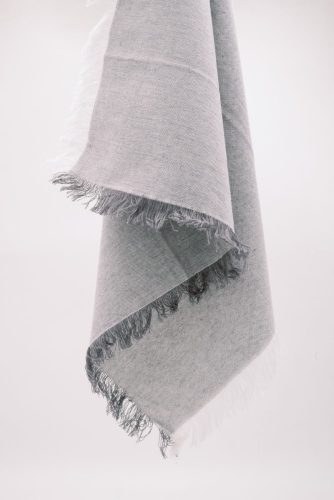 Chianti-i, 100% cotton, ice grey colour, with fringes, dinner napkin