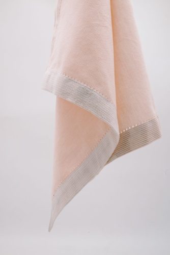 Grace, 100% cotton, apricot-pink colour silver-grey details, dinner napkin