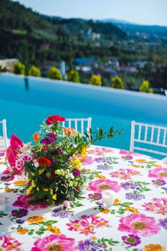 Bloom round tablecloth,100% cotton, floral pattern